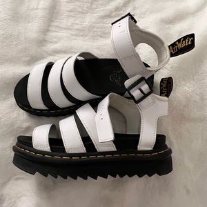 almsot new doc martens sandals